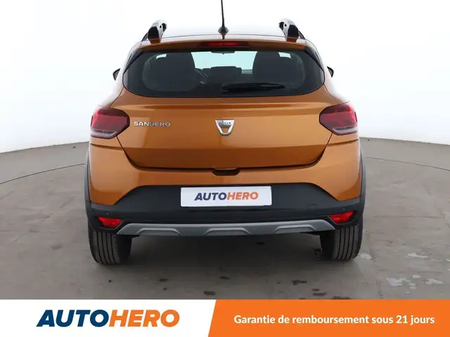 Dacia Sandero view 5