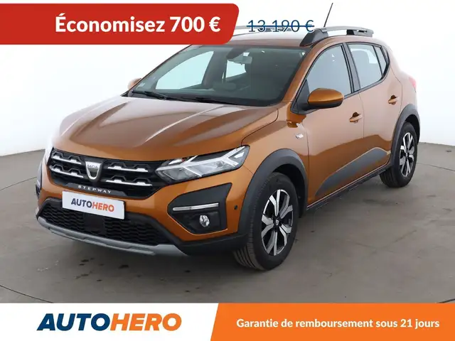 2022 Dacia Sandero in Orange for sale