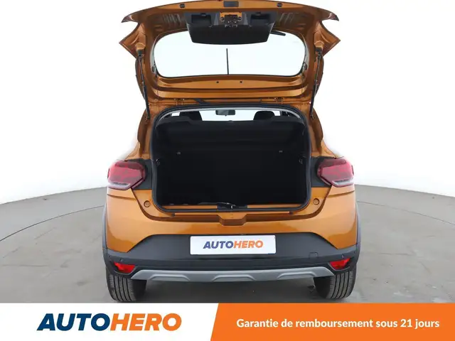Dacia Sandero view 16