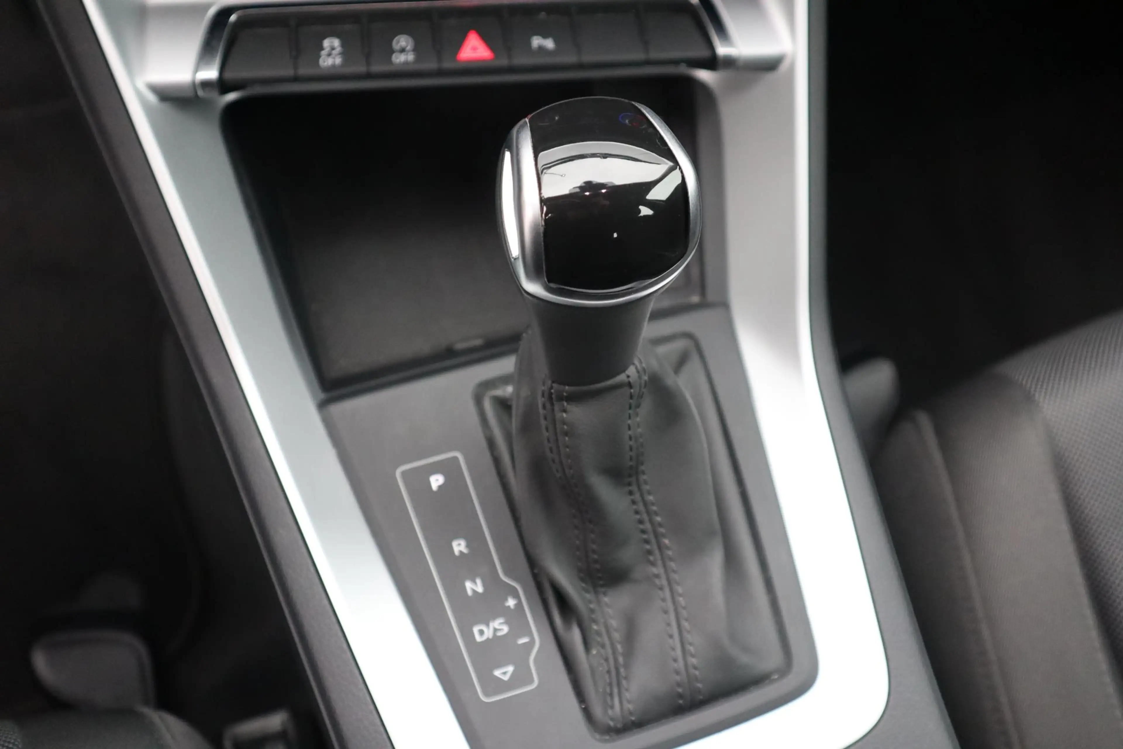 Audi Q3 35 TFSI Pro Line PARK-ASSIST|NAVIGATIE|LED|DEALERO — photo 20
