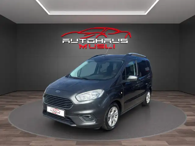Ford Tourneo Courier 1.0 Ecoboost 101 PS * Titanium * TÜV NEU *