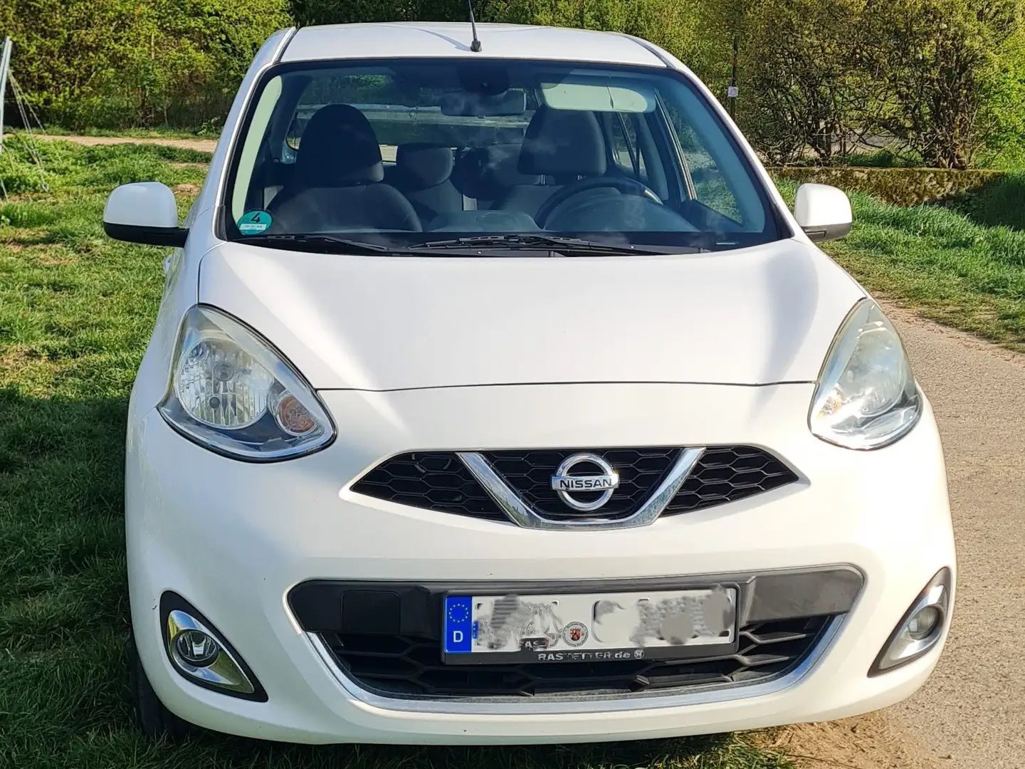 Nissan Micra Weiß - 2