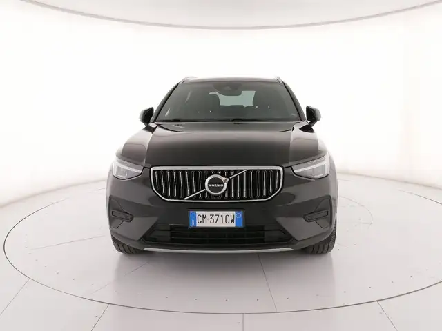 Volvo XC40 view 5