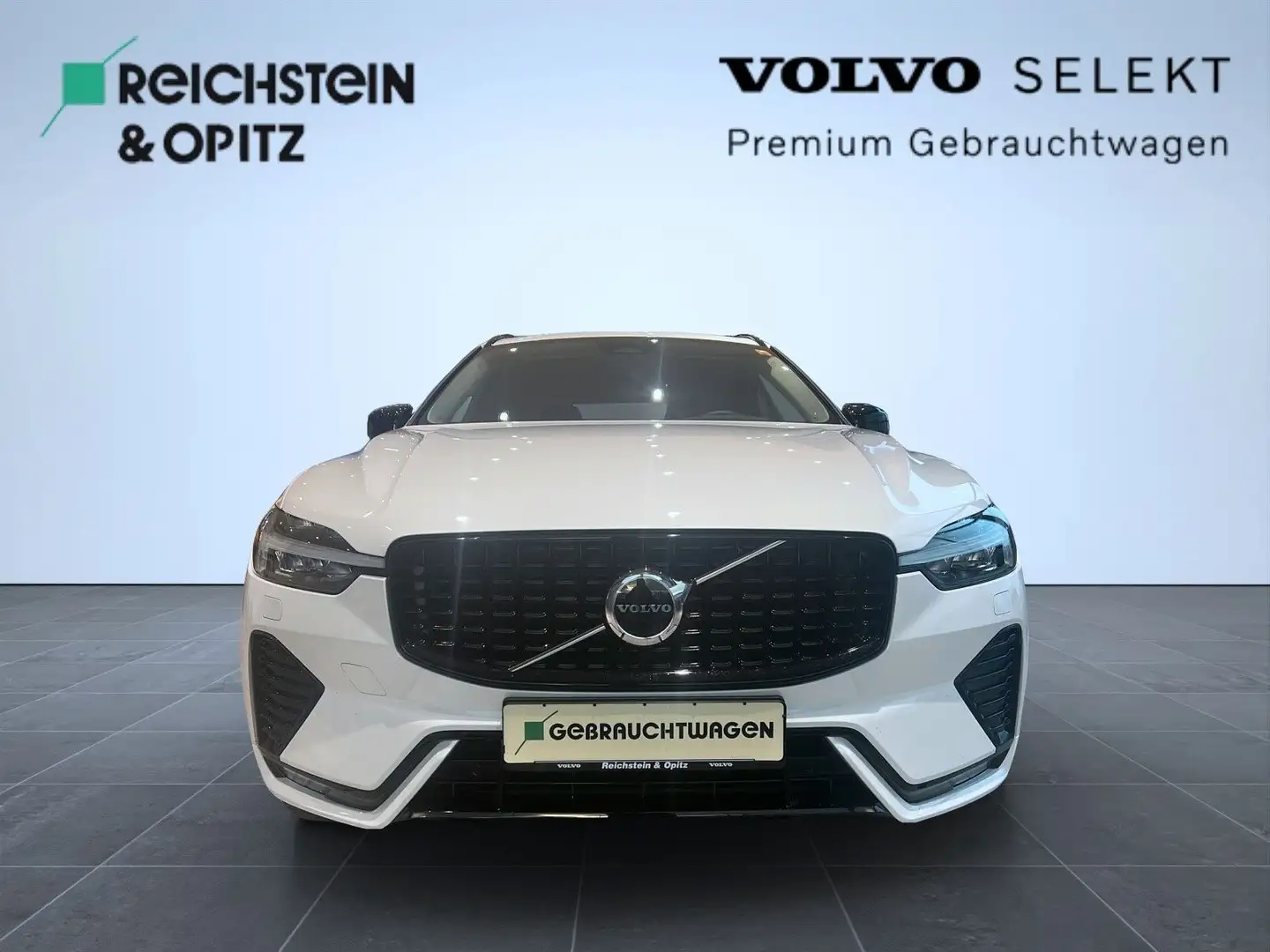 Volvo XC60 Plus Dark AWD Weiß - 2