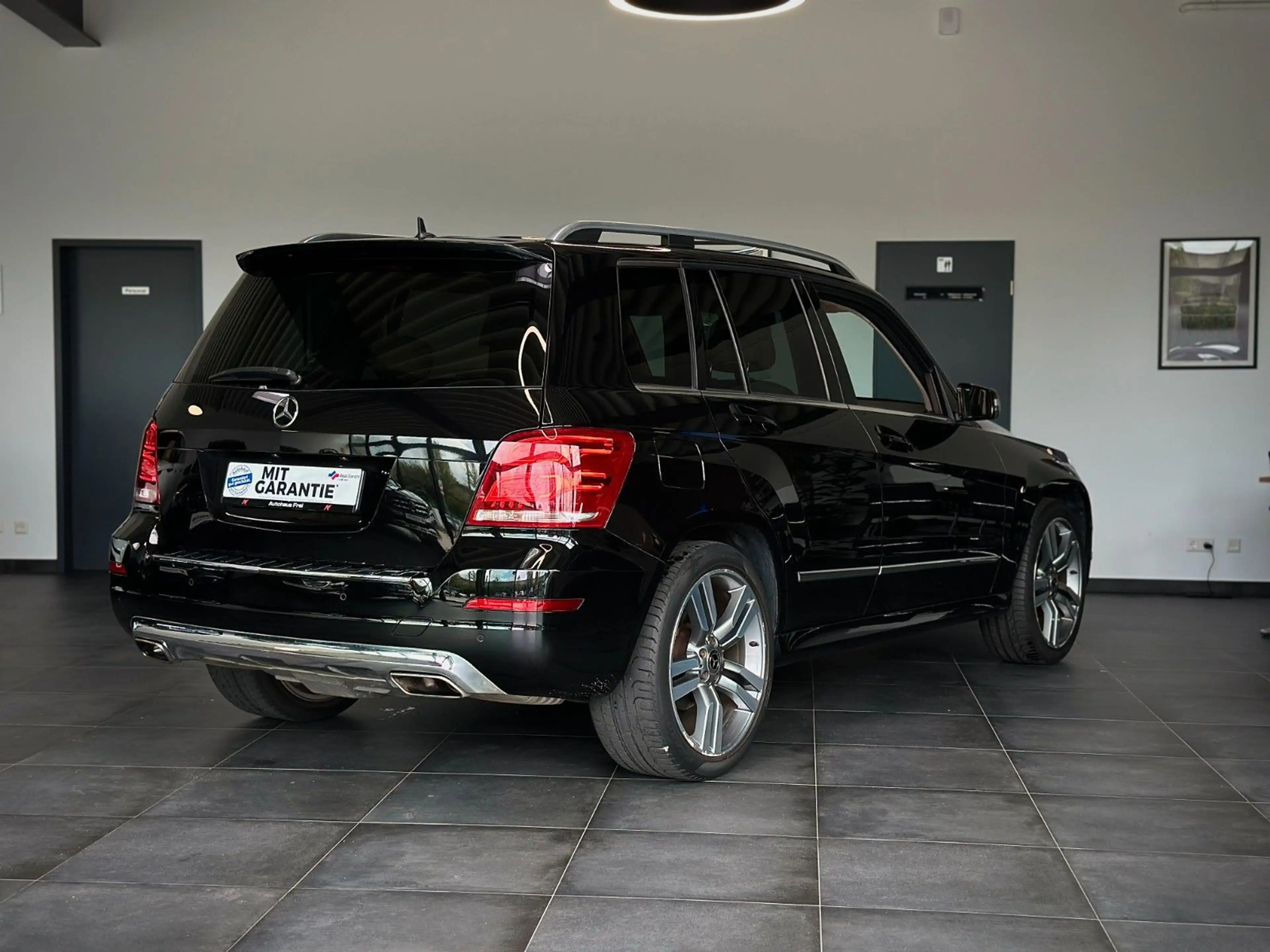 Mercedes-Benz GLK 220 1.Hand*Traumhaft*MB-Scheckheft*20"Zoll* — photo 2