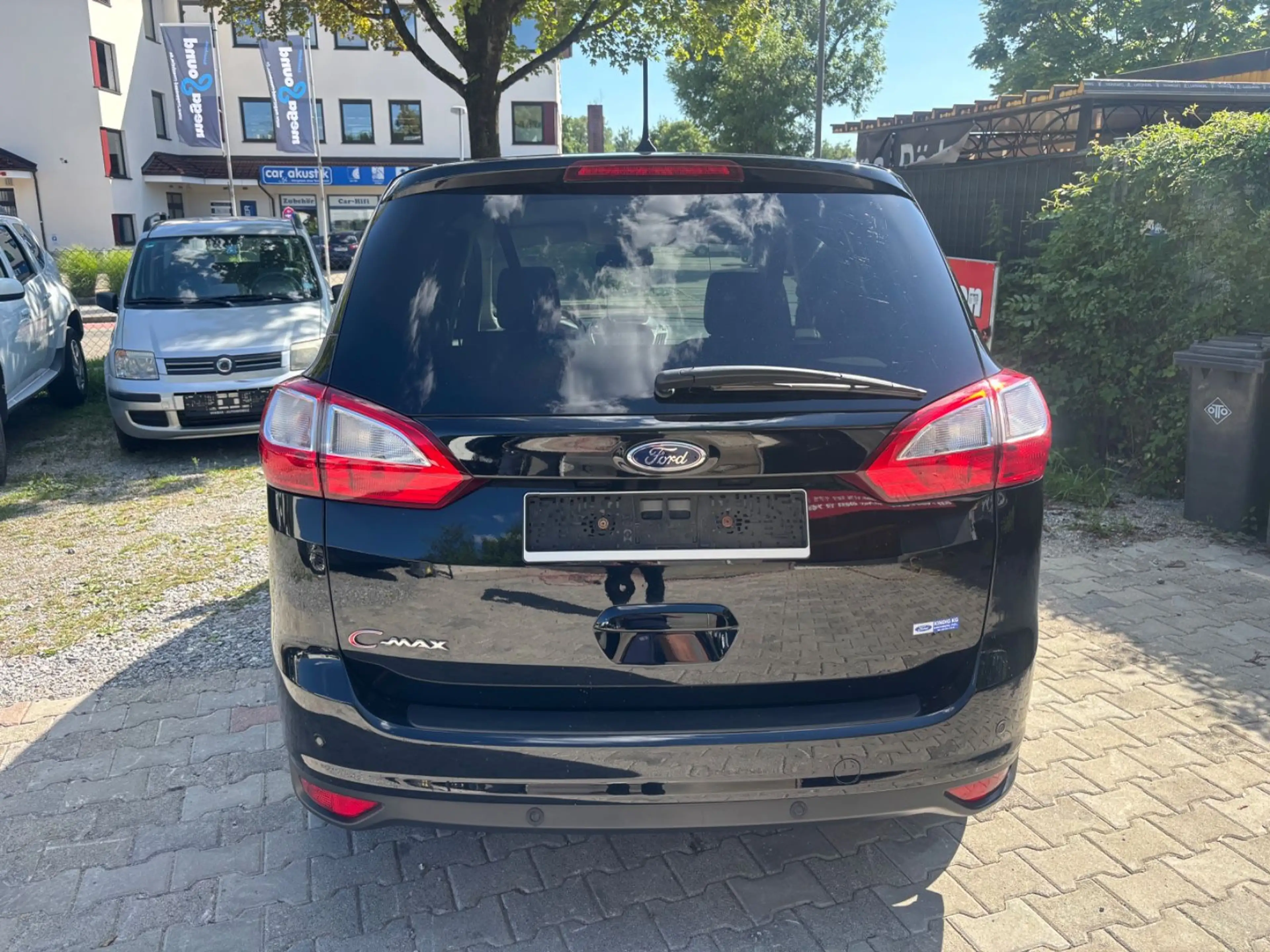 Ford Grand C-Max Grand C-MAX Titanium — photo 4