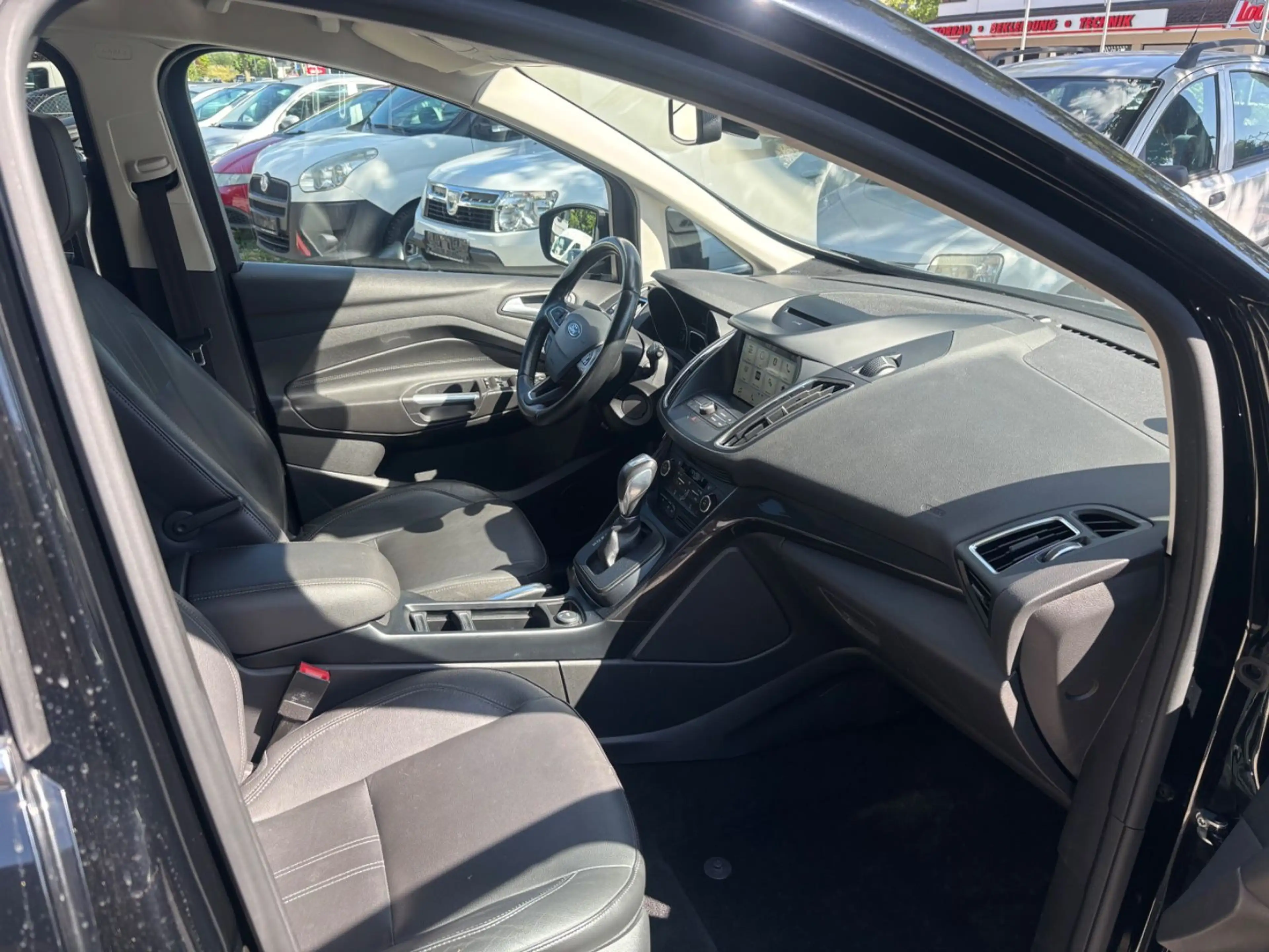 Ford Grand C-Max Grand C-MAX Titanium — photo 13