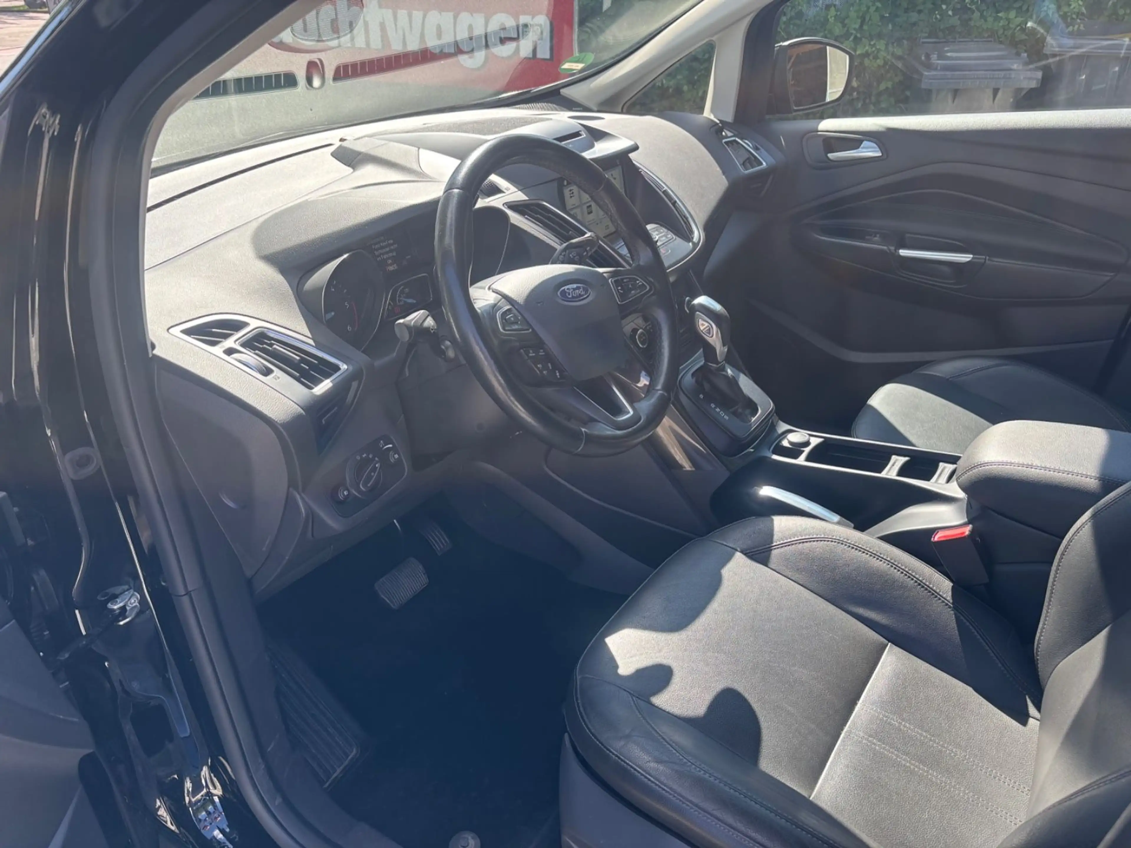 Ford Grand C-Max Grand C-MAX Titanium — photo 7