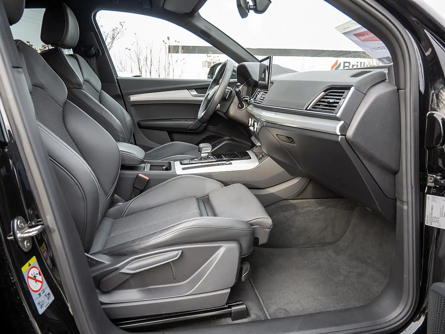 Audi Q5 40 TDI quattro S line NAVI AHK ACC B&O LED Schwarz - 2