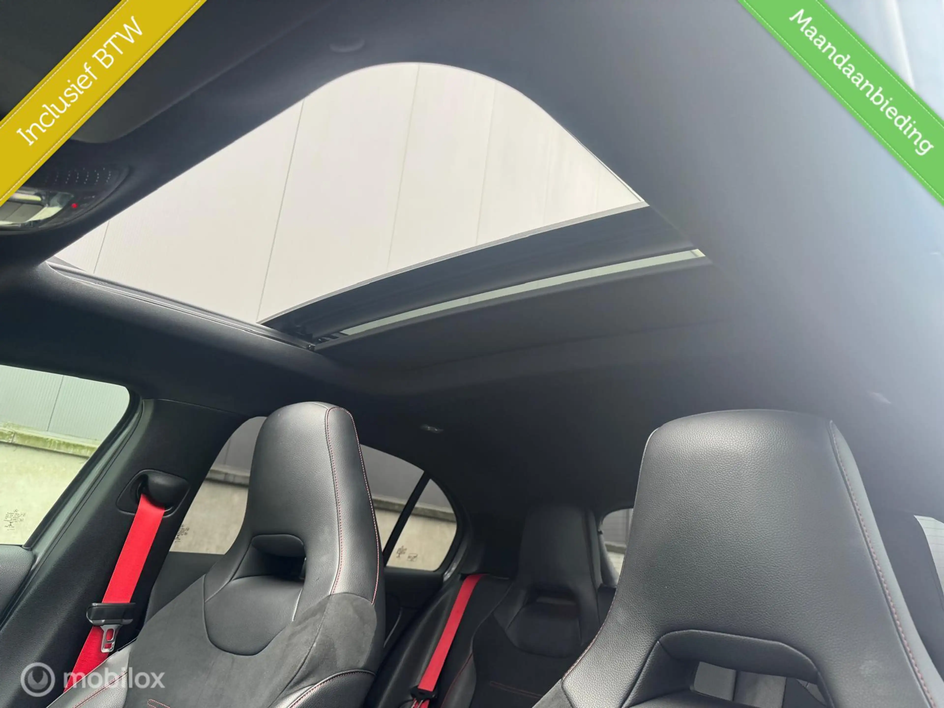 Mercedes-Benz A 220 4MATIC Premium Plus — photo 12