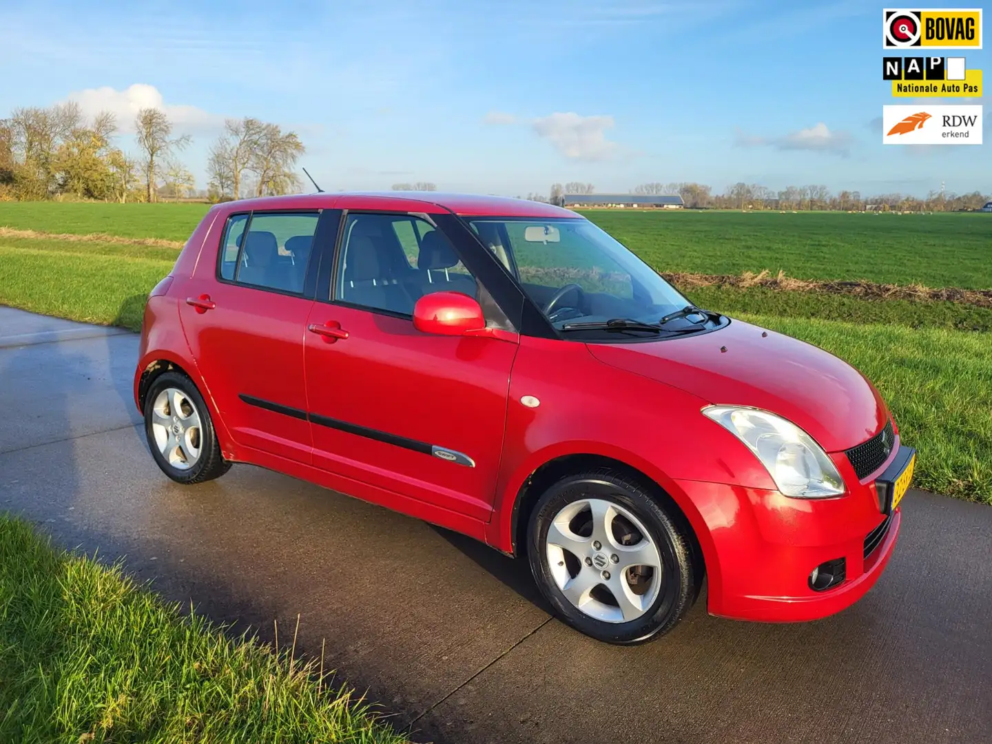 Suzuki Swift 1.3 Shogun 5drs APK tot 3-10-2026 236.957km Rouge - 1