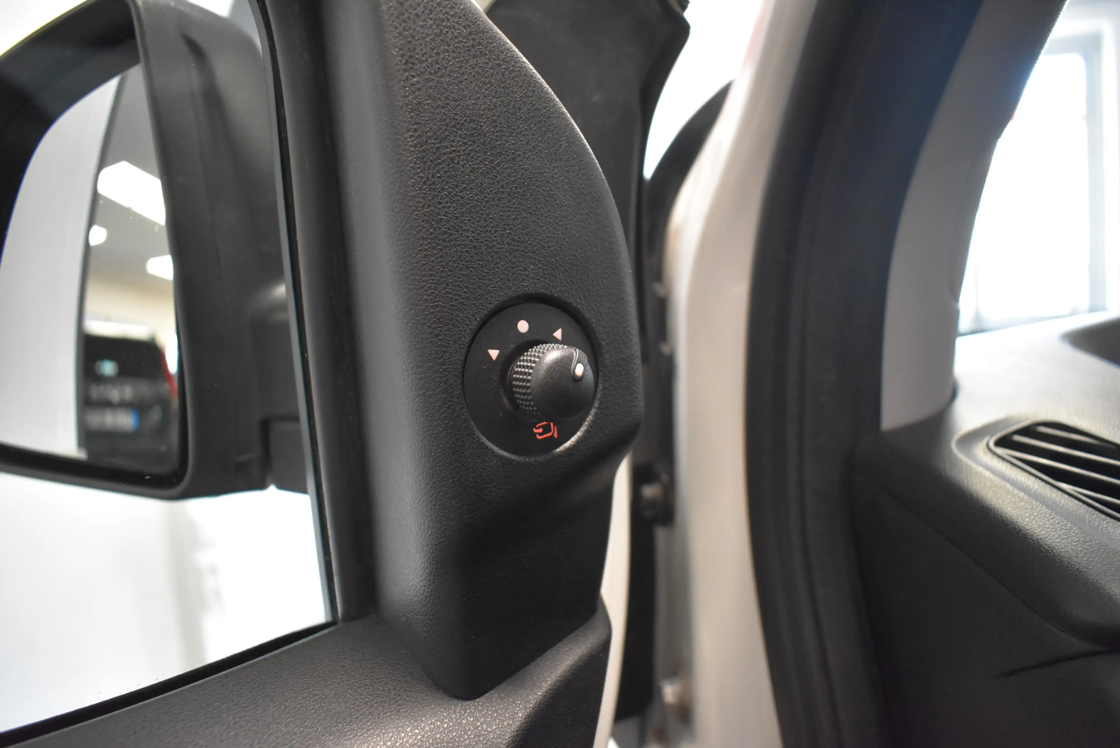 Fiat Doblo SX Kasten Klima Regale 1-Hand — photo 13
