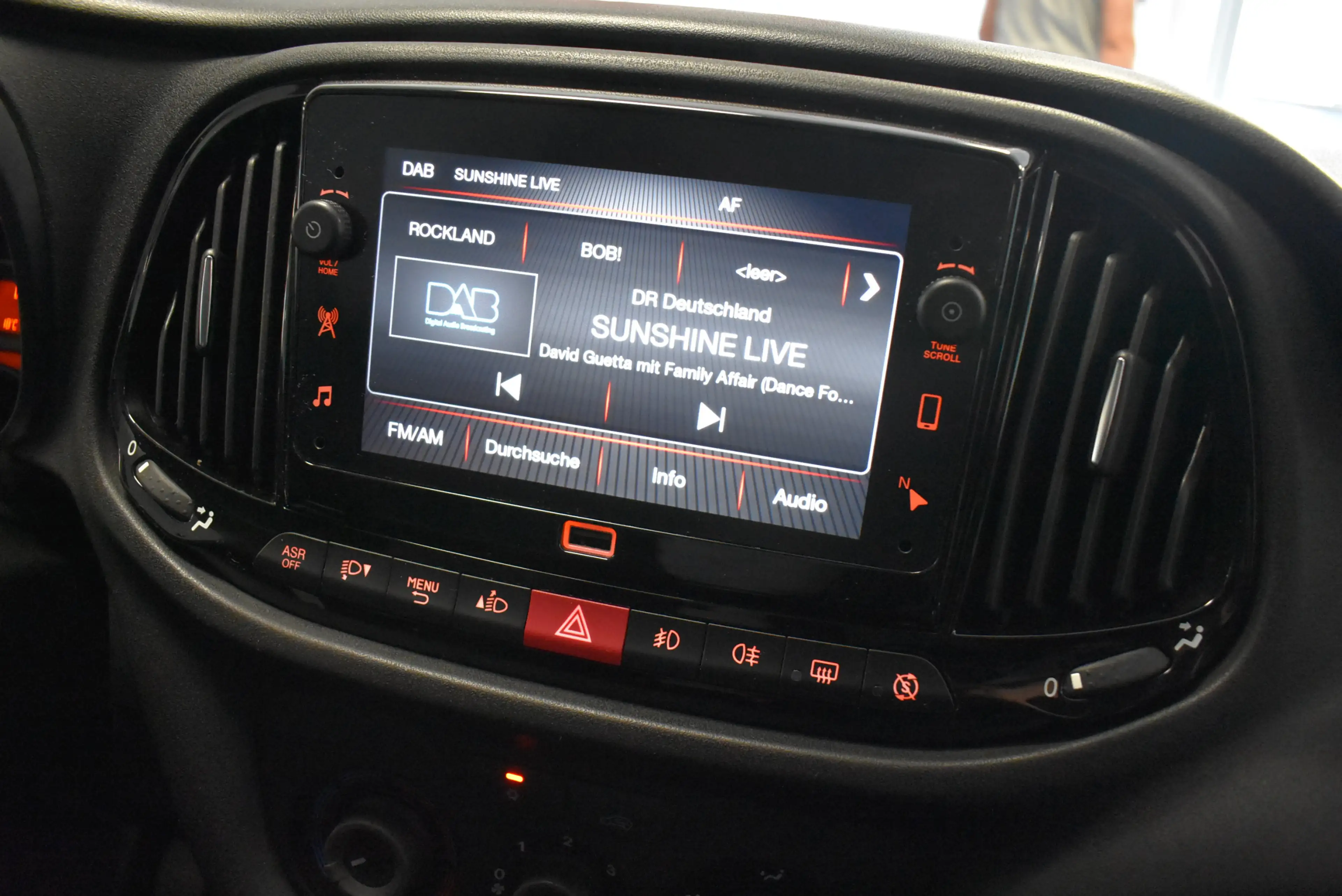 Fiat Doblo SX Kasten Klima Regale 1-Hand — photo 8