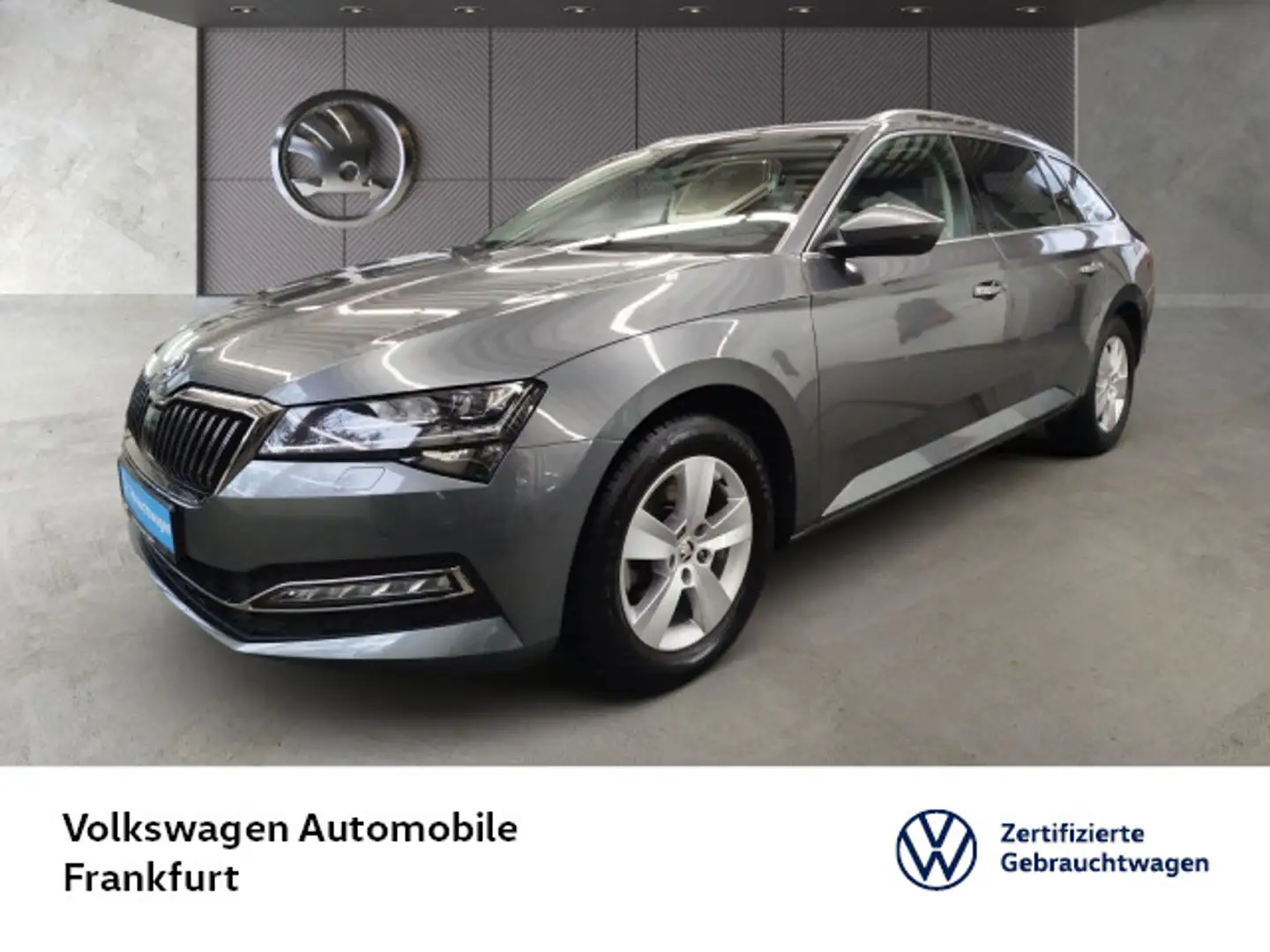 Skoda Superb Combi 1.5 TSI DSG ACT Style Navi AHK Pano Grau - 1