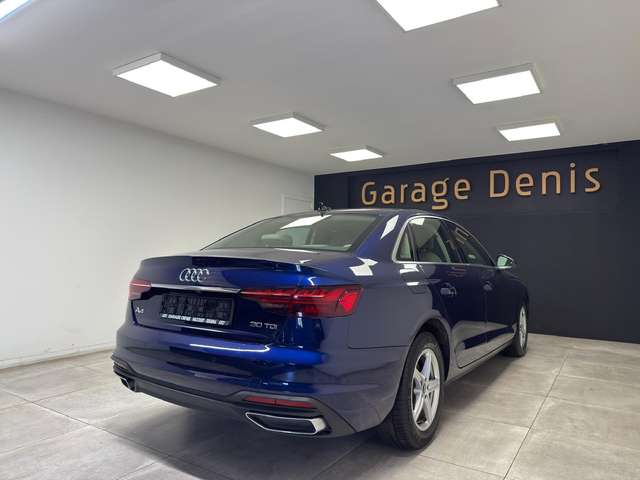 Audi A4 — photo 5
