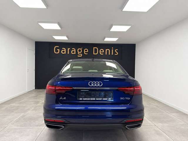 Audi A4 — photo 6