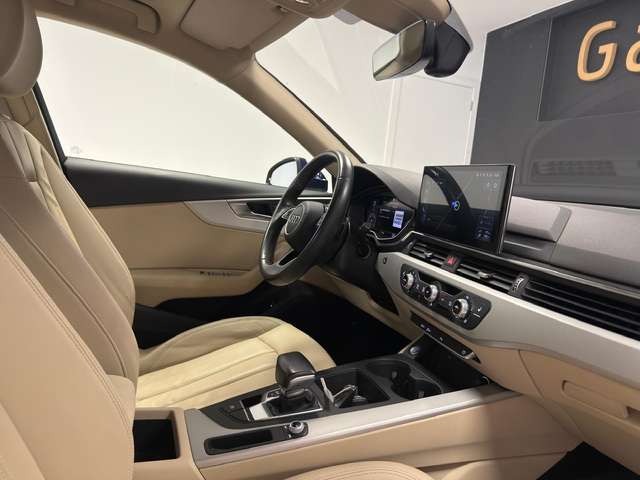 Audi A4 — photo 12