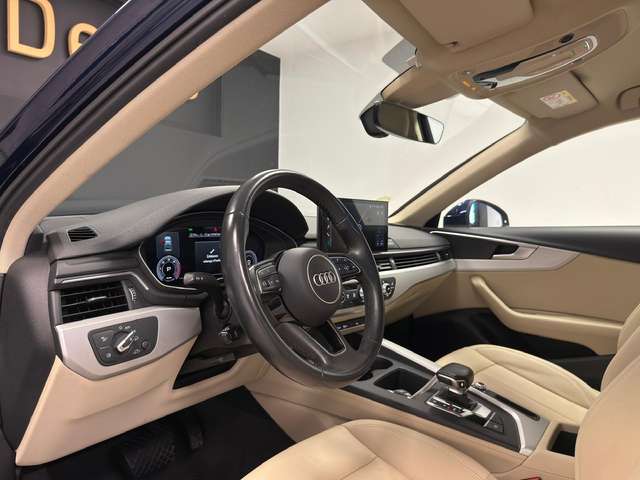 Audi A4 — photo 13
