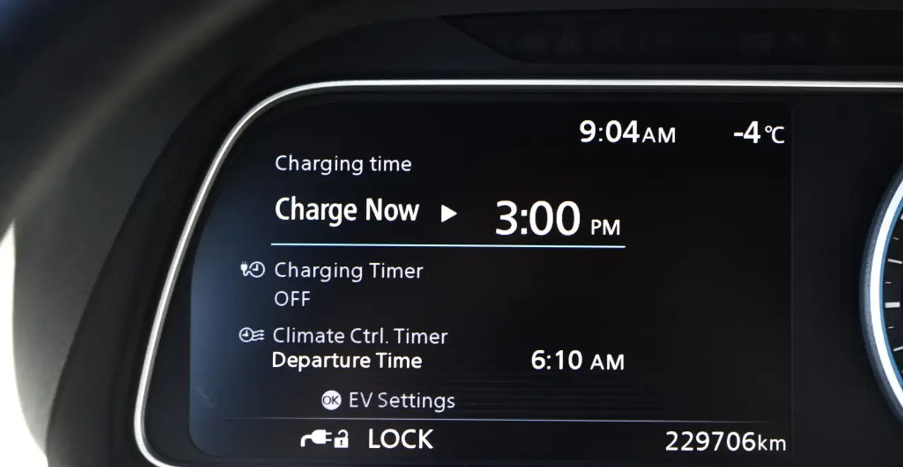 Nissan Leaf снимка Nissan Leaf