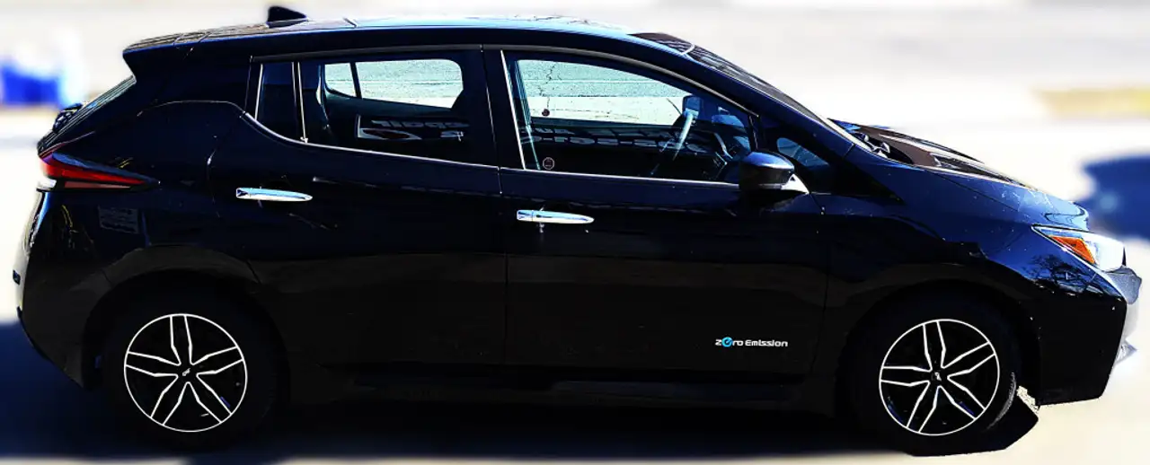 Nissan Leaf снимка Nissan Leaf