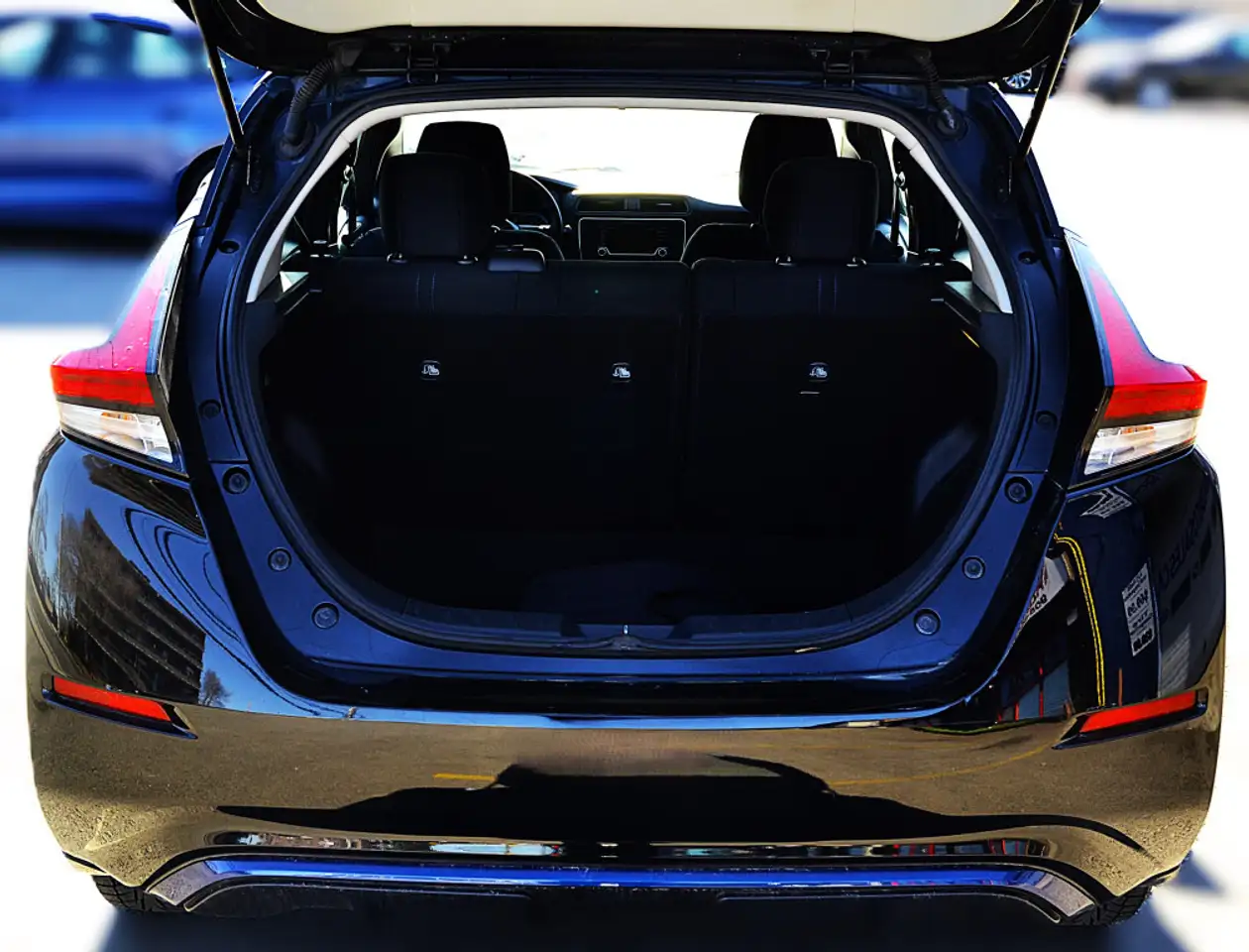 Nissan Leaf снимка Nissan Leaf