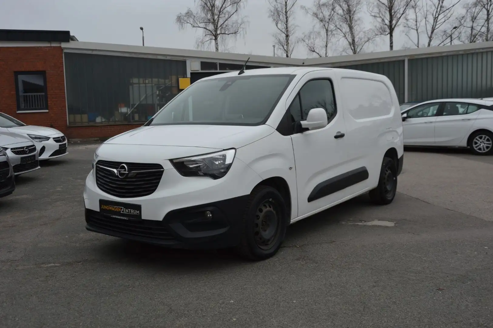 Opel Combo E Cargo XL 1.5D CarPlay"PDC"AHK"KLIMA Weiß - 1