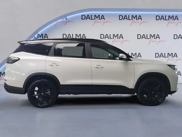 DR Automobiles DR7.0 view 6