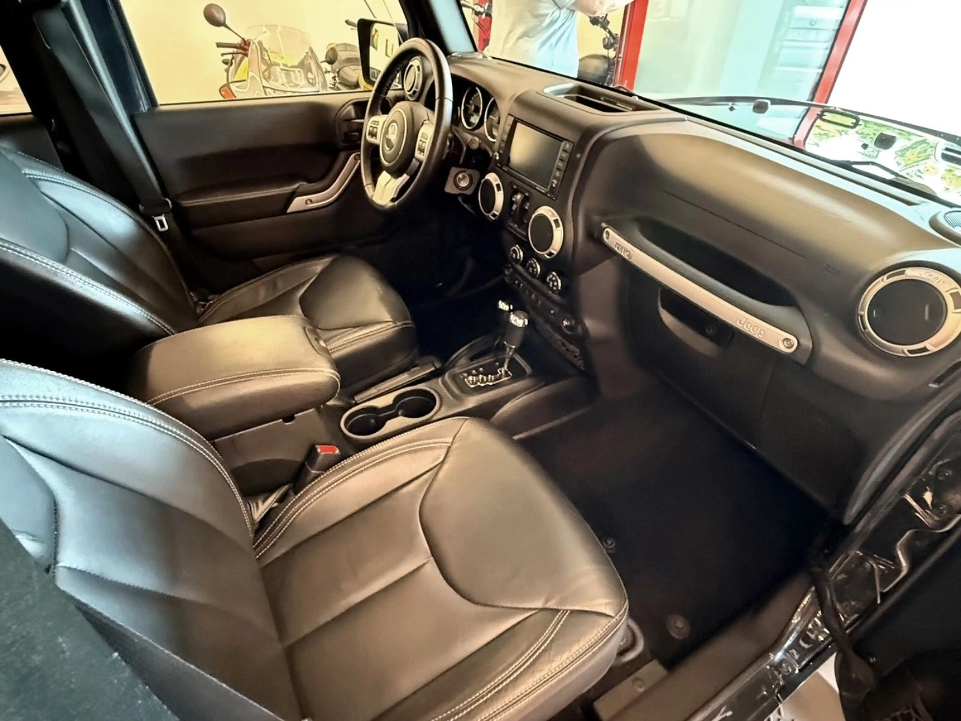 Jeep Wrangler JK Final Edition Leder Klima Navi Autom — photo 13