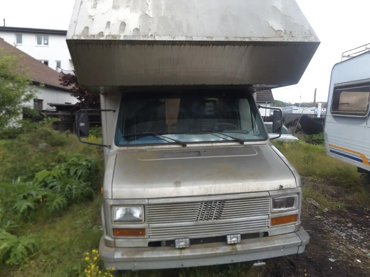 Fiat Ducato Wohnmobil Alkovenaufbau Projektaufgabe Plateado - 1