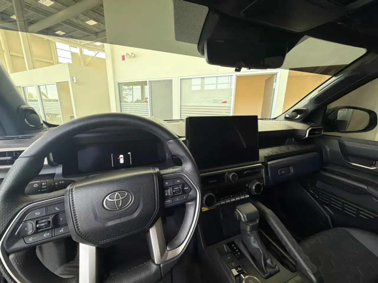Toyota 4-Runner снимка Toyota 4-Runner