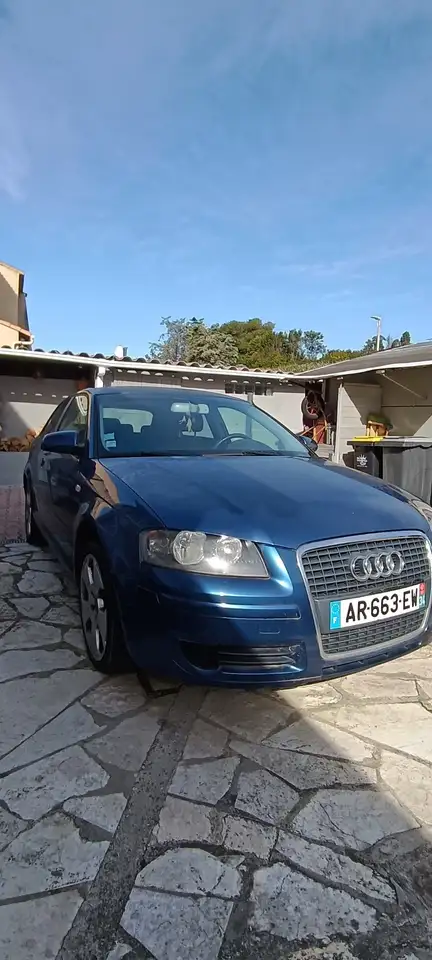 Audi A3 SportBack 2.0 TDI Ambiente DPF DSG