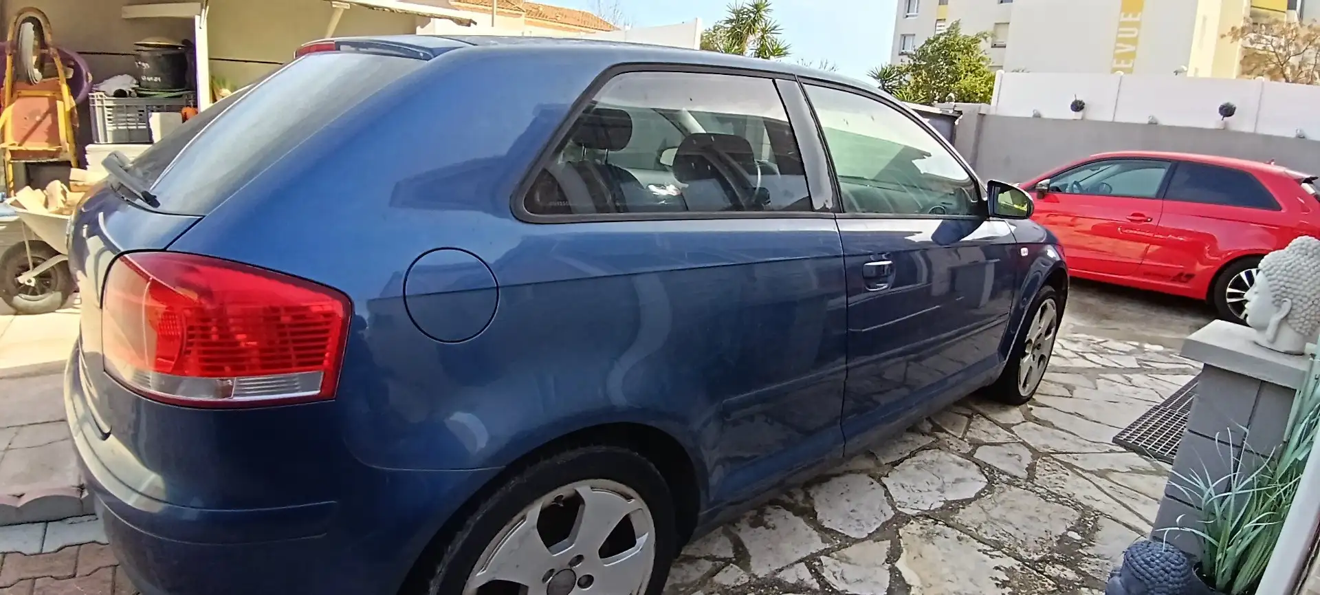 Audi A3 SportBack 2.0 TDI Ambiente DPF DSG - 2