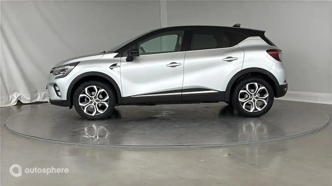 Renault Captur — photo 7