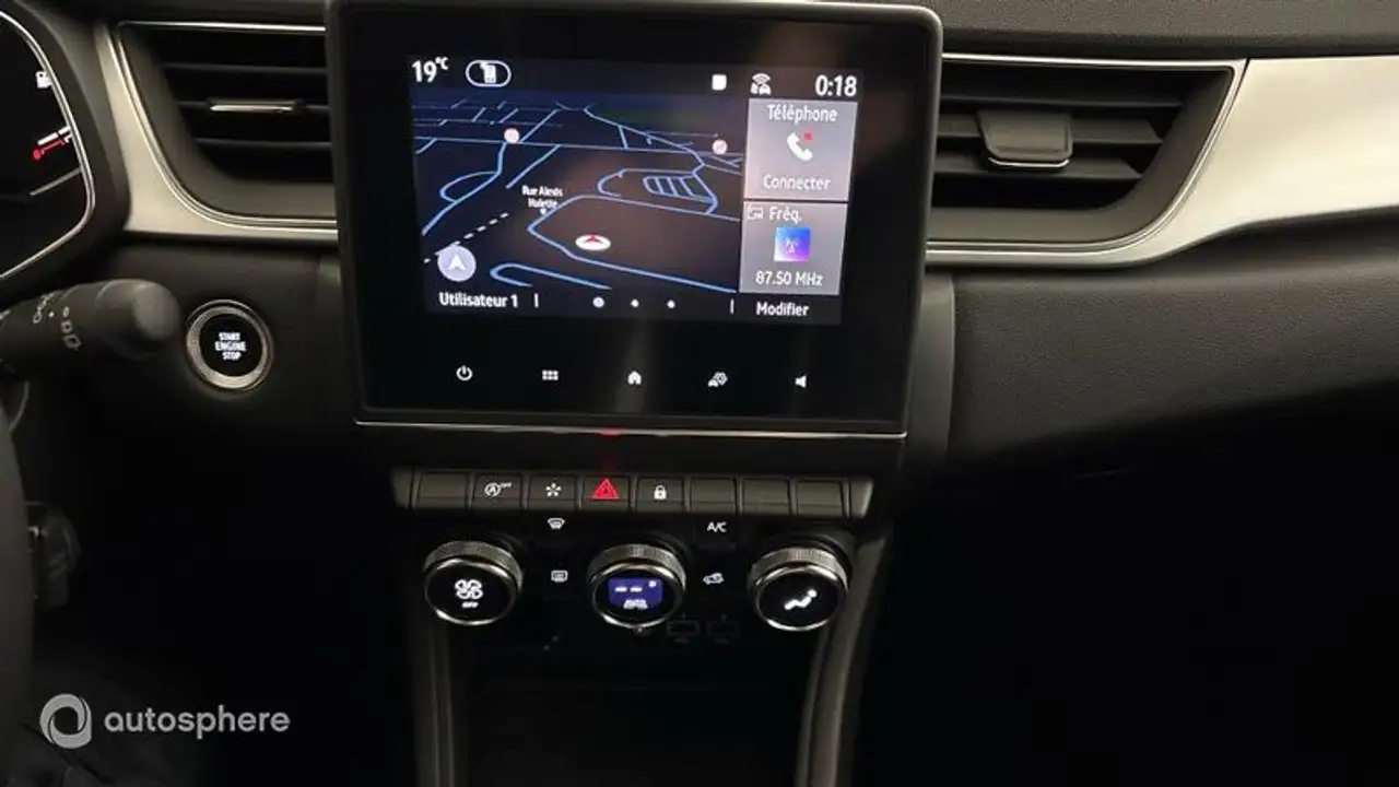 Renault Captur — photo 19