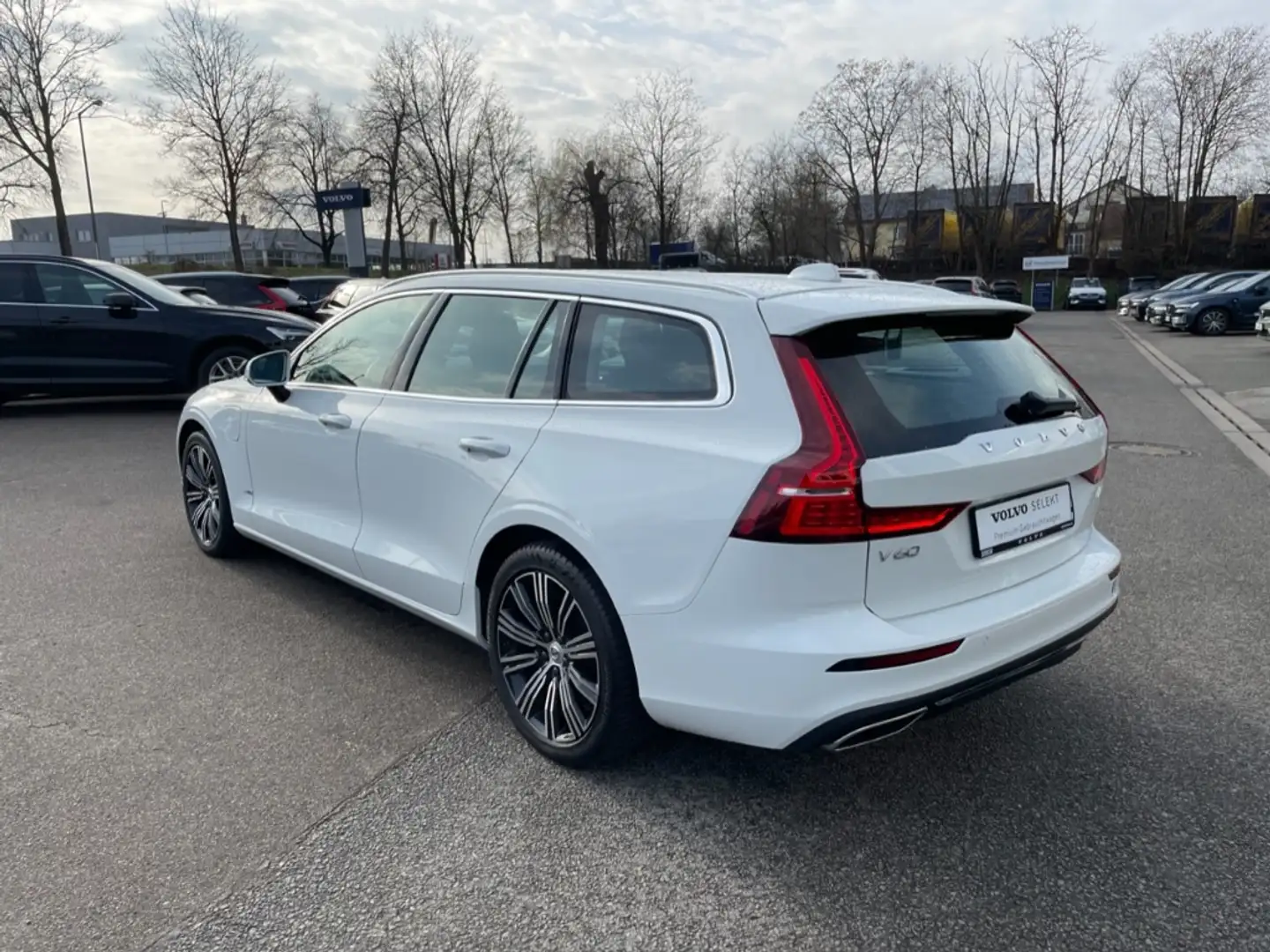 Volvo V60 Inscription Expression Recharge Plug-In Hybrid AWD Wit - 2