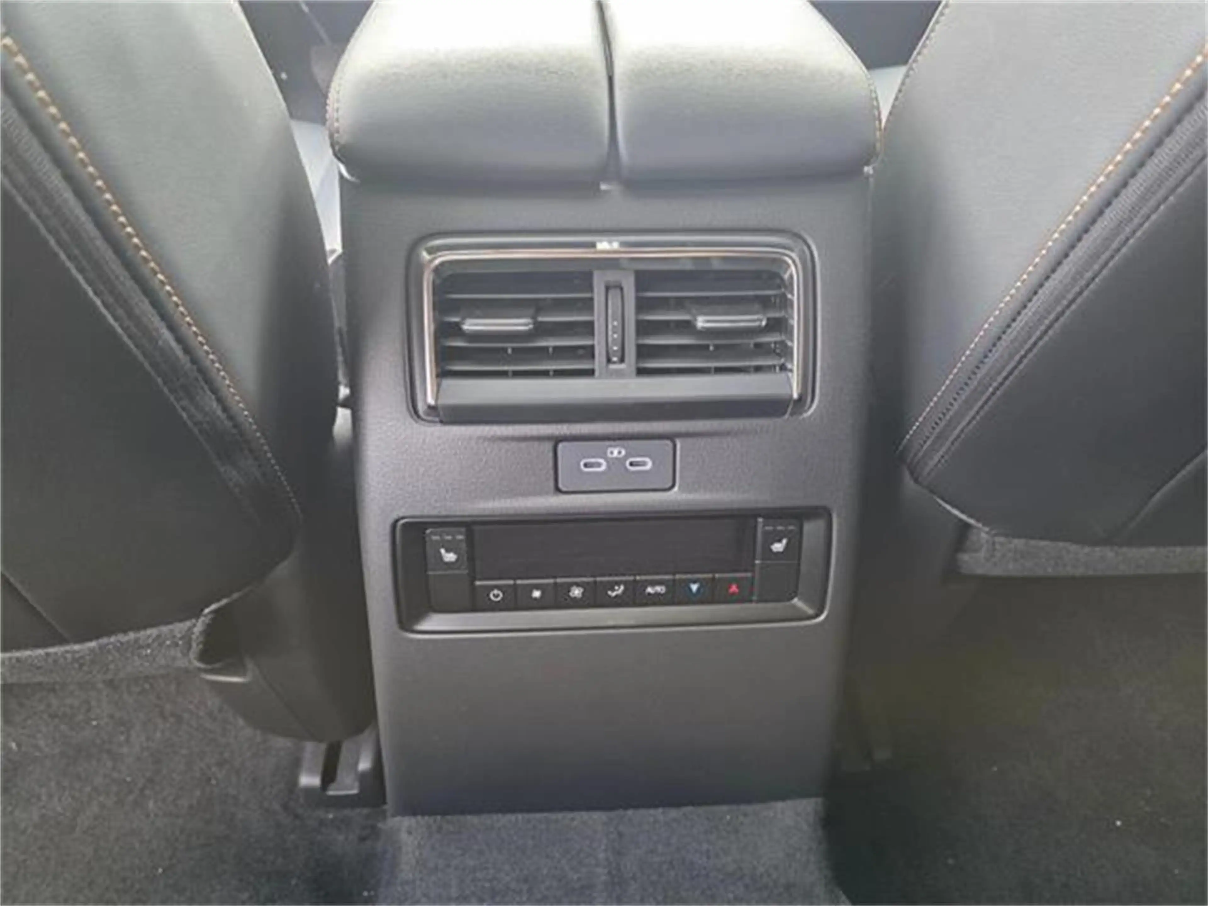 Mazda CX-80 3.3L e-SKYACTIV D AWD Homura Plus Aut. — photo 11