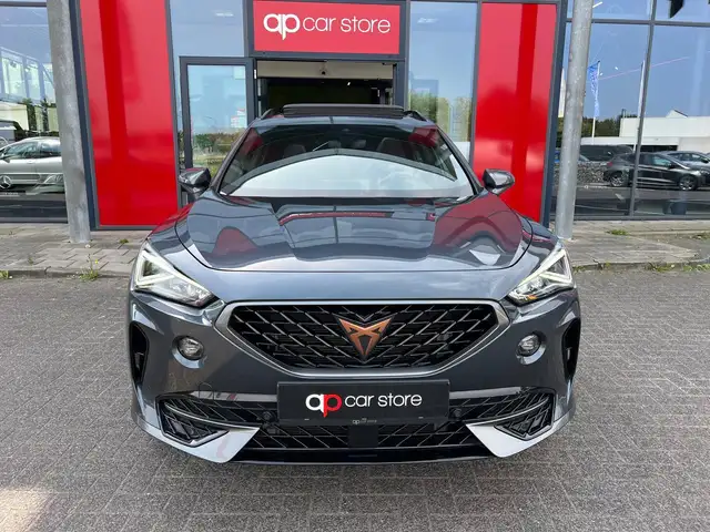 CUPRA Formentor view 2