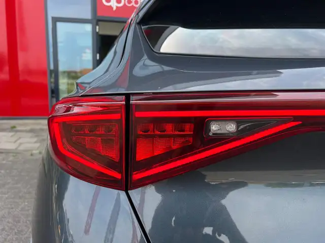 CUPRA Formentor view 7