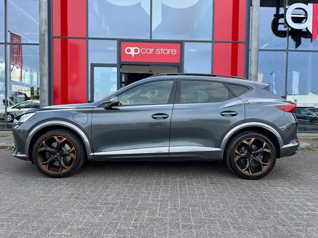 CUPRA Formentor view 4
