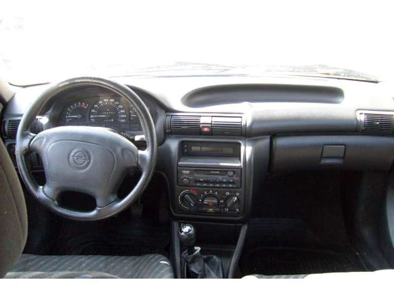 Opel Astra 1.4 i BV5