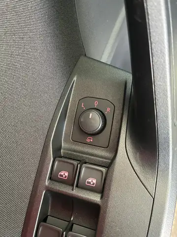 SEAT Ibiza view 9