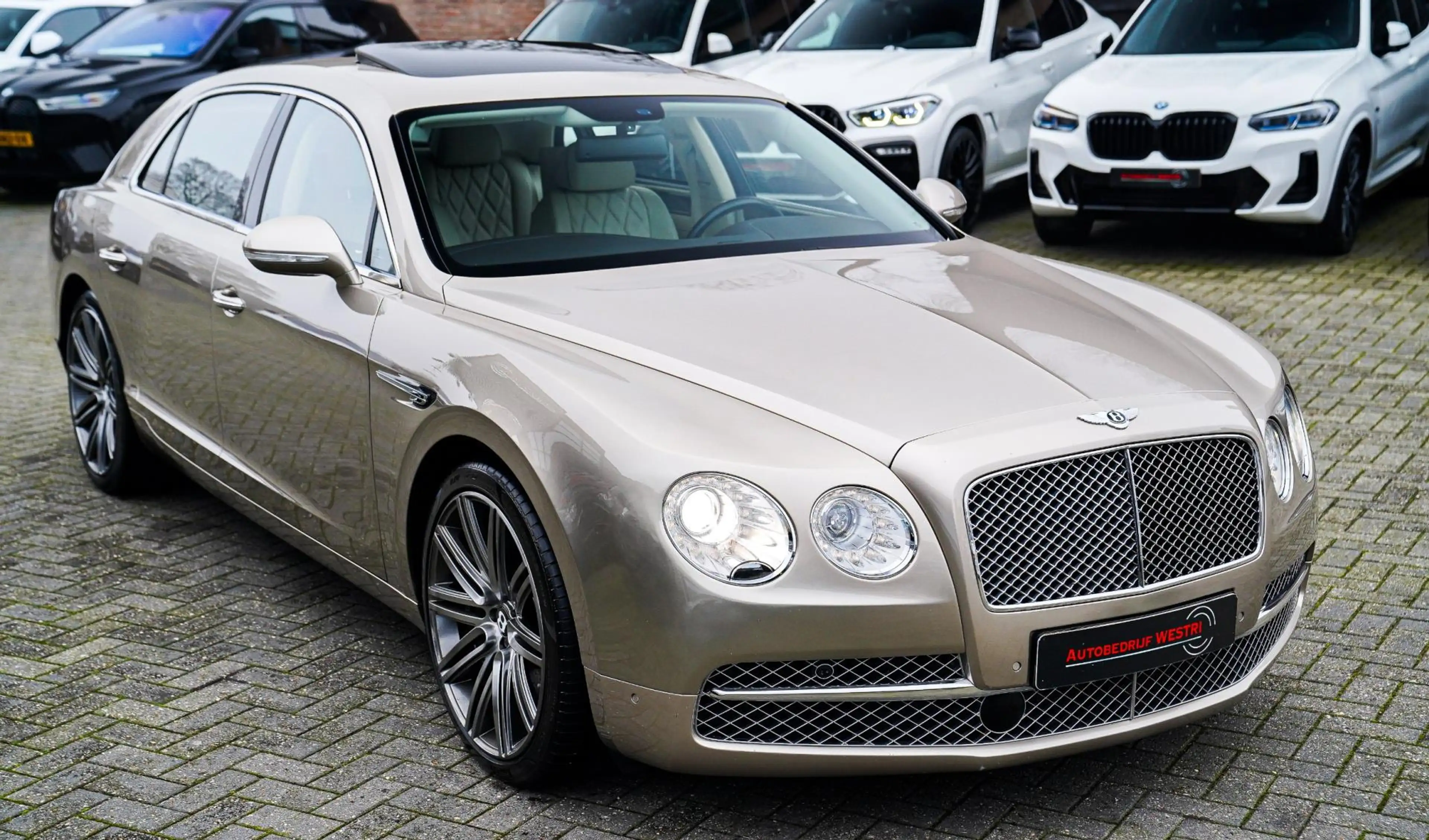 Bentley Flying Spur 6.0 W12 | Massage voor/achter | Pano | Stoelverkoe — photo 12
