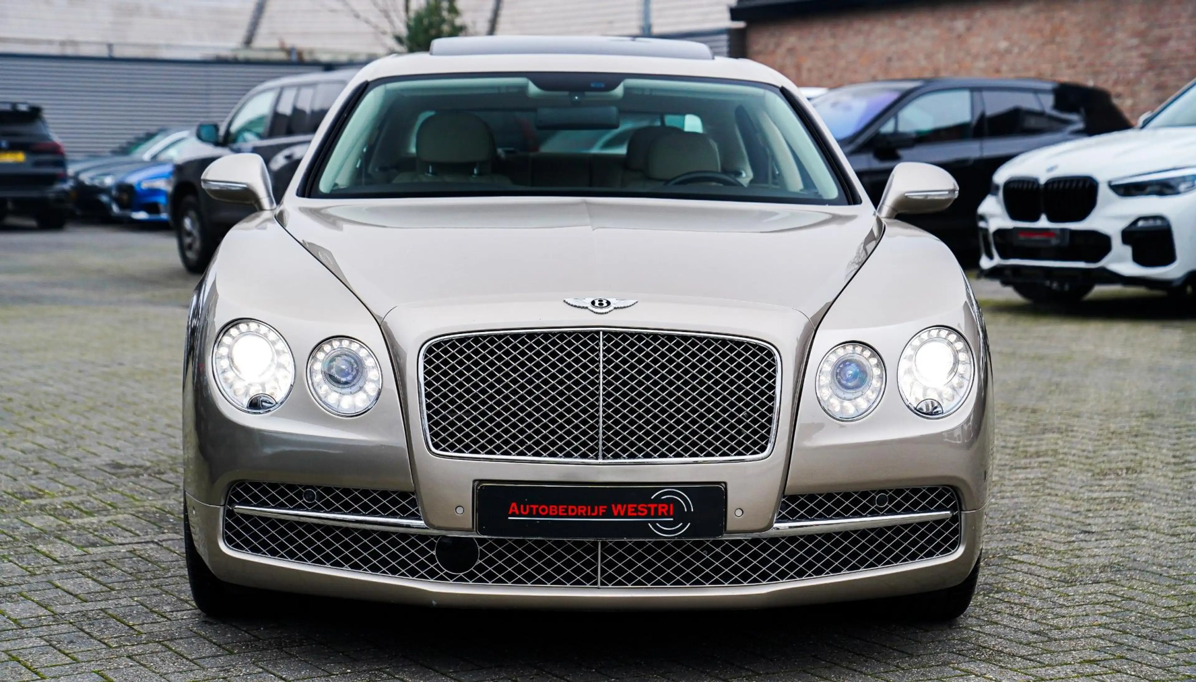Bentley Flying Spur 6.0 W12 | Massage voor/achter | Pano | Stoelverkoe — photo 11