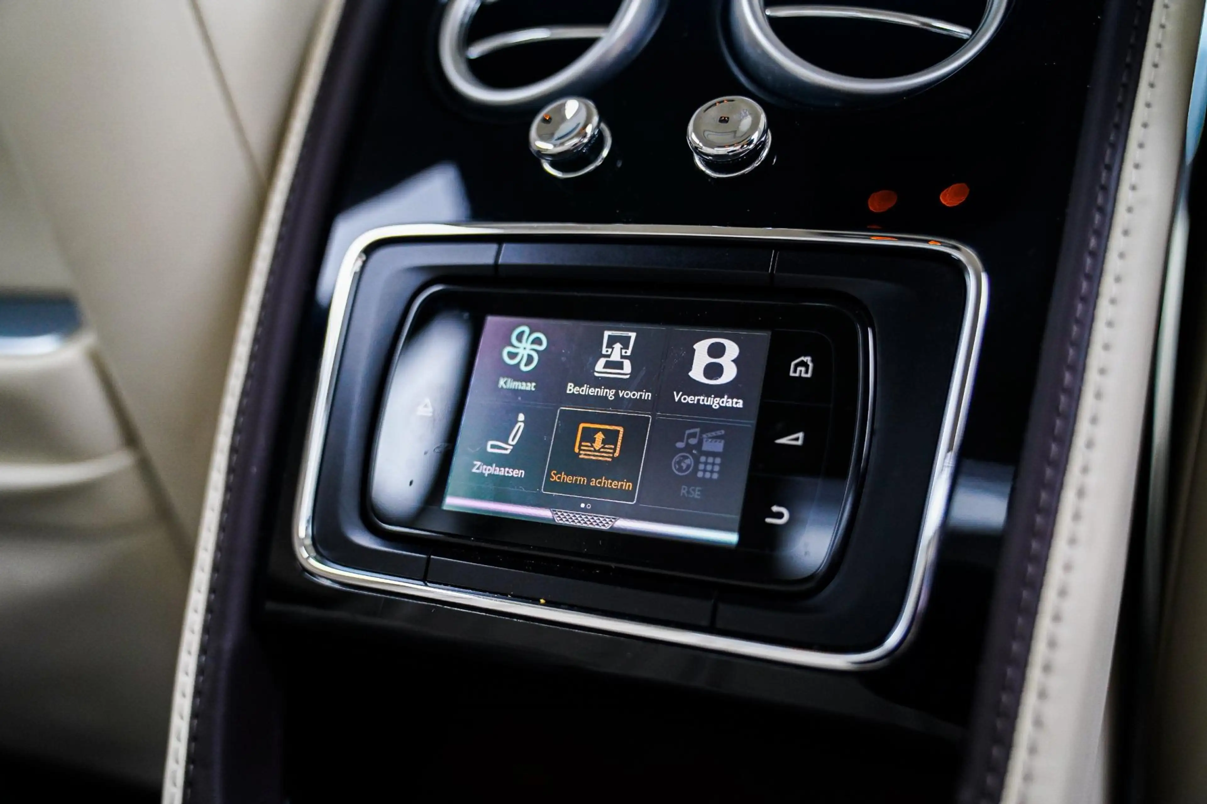 Bentley Flying Spur 6.0 W12 | Massage voor/achter | Pano | Stoelverkoe — photo 31