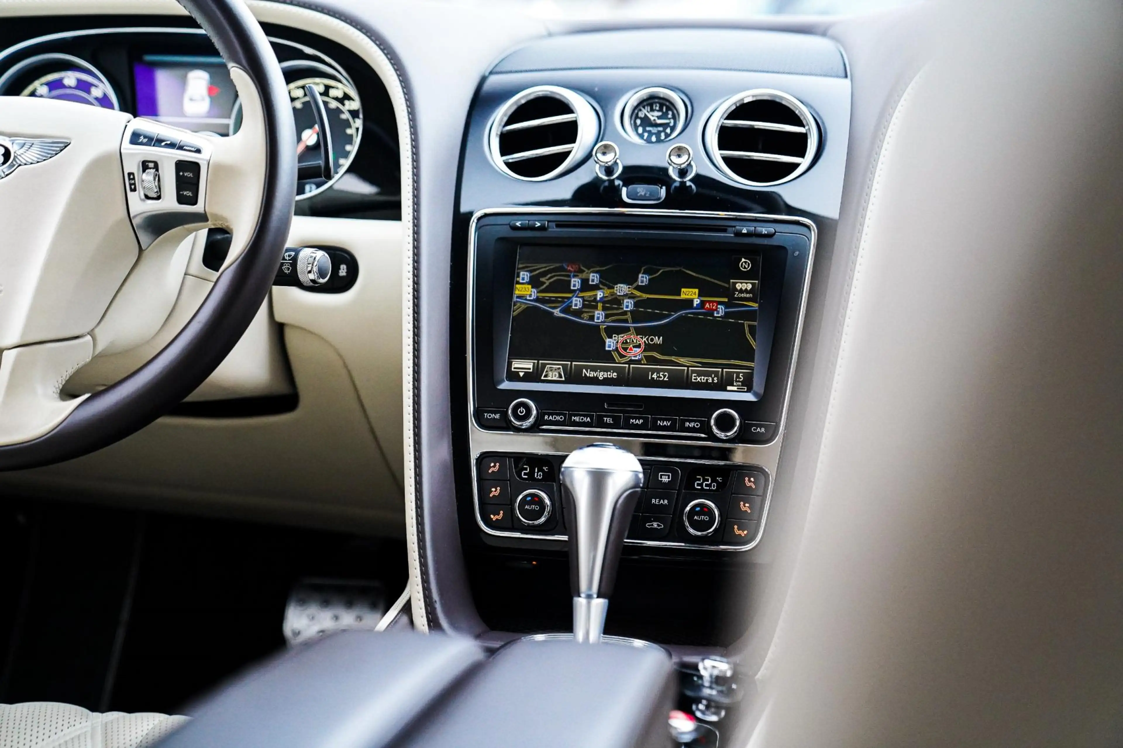 Bentley Flying Spur 6.0 W12 | Massage voor/achter | Pano | Stoelverkoe — photo 39