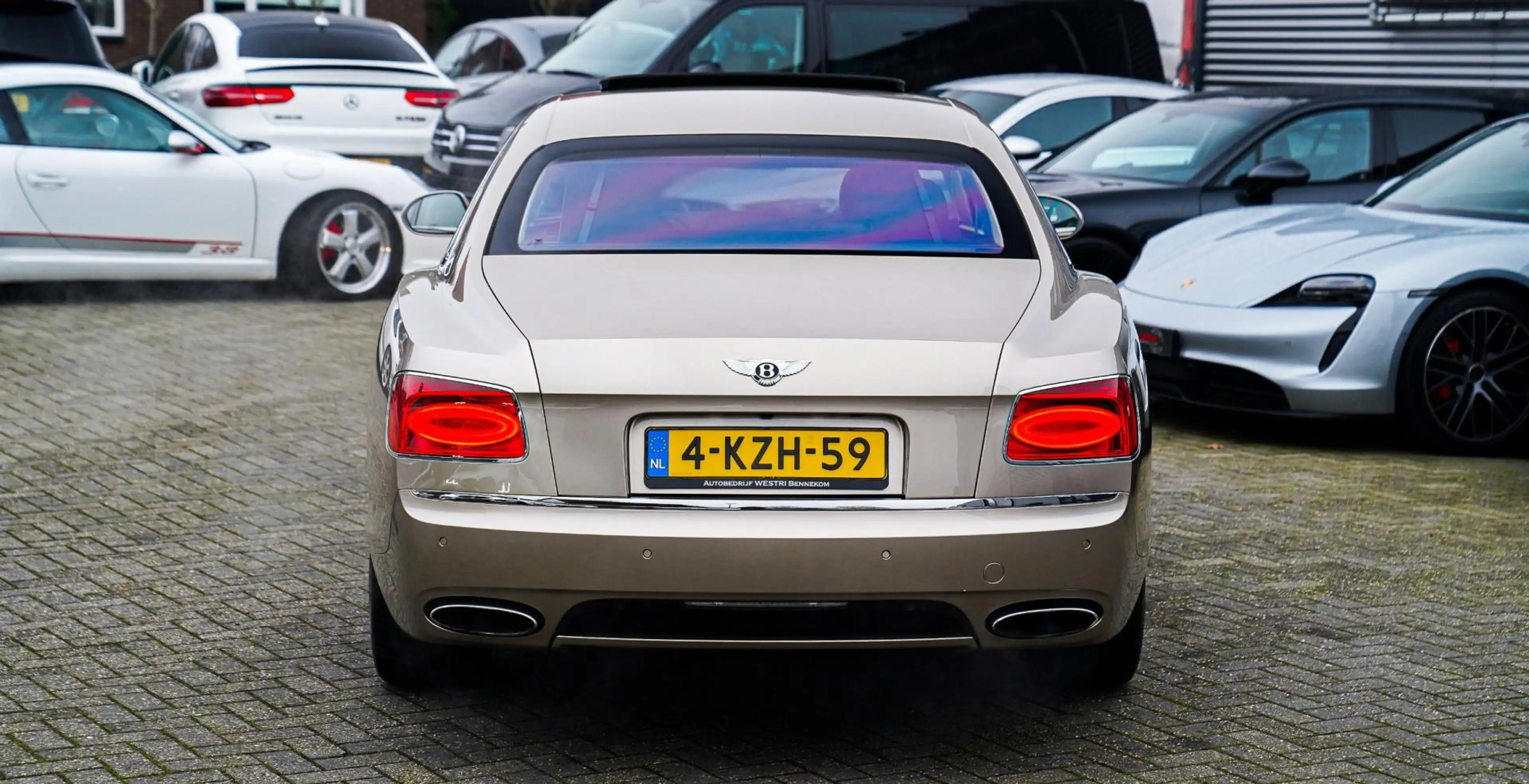 Bentley Flying Spur 6.0 W12 | Massage voor/achter | Pano | Stoelverkoe — photo 21
