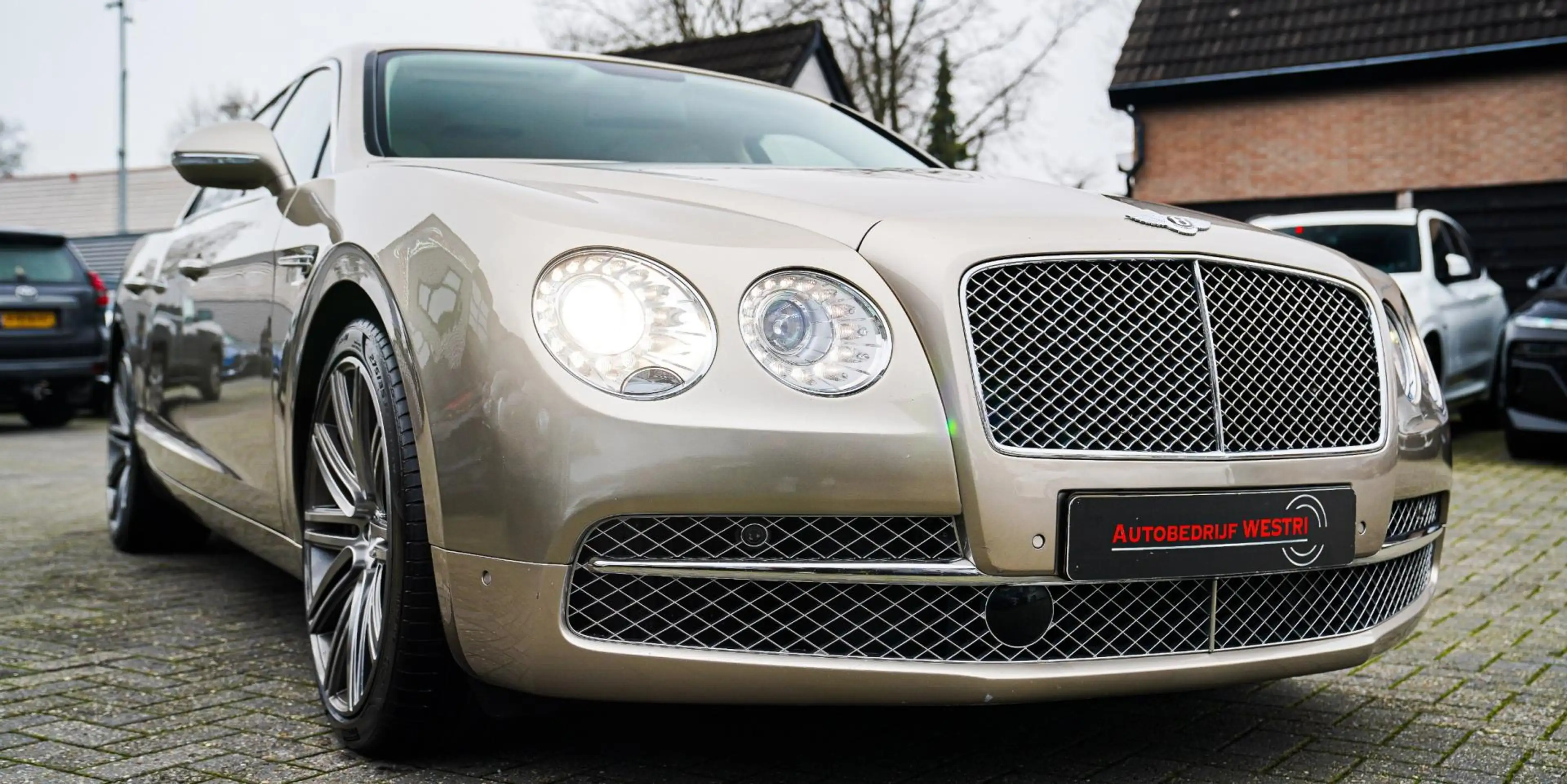 Bentley Flying Spur 6.0 W12 | Massage voor/achter | Pano | Stoelverkoe — photo 13