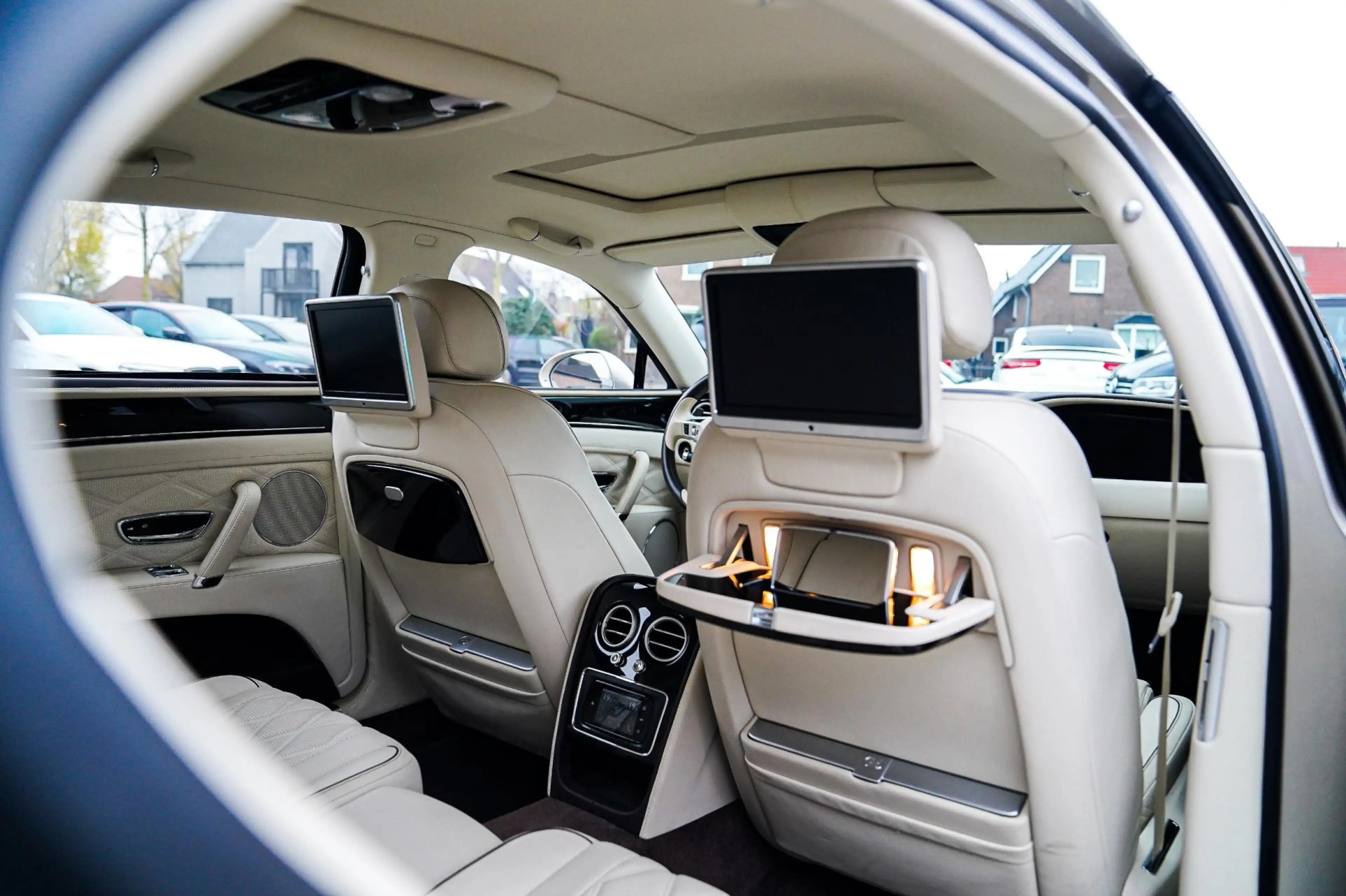 Bentley Flying Spur 6.0 W12 | Massage voor/achter | Pano | Stoelverkoe — photo 6