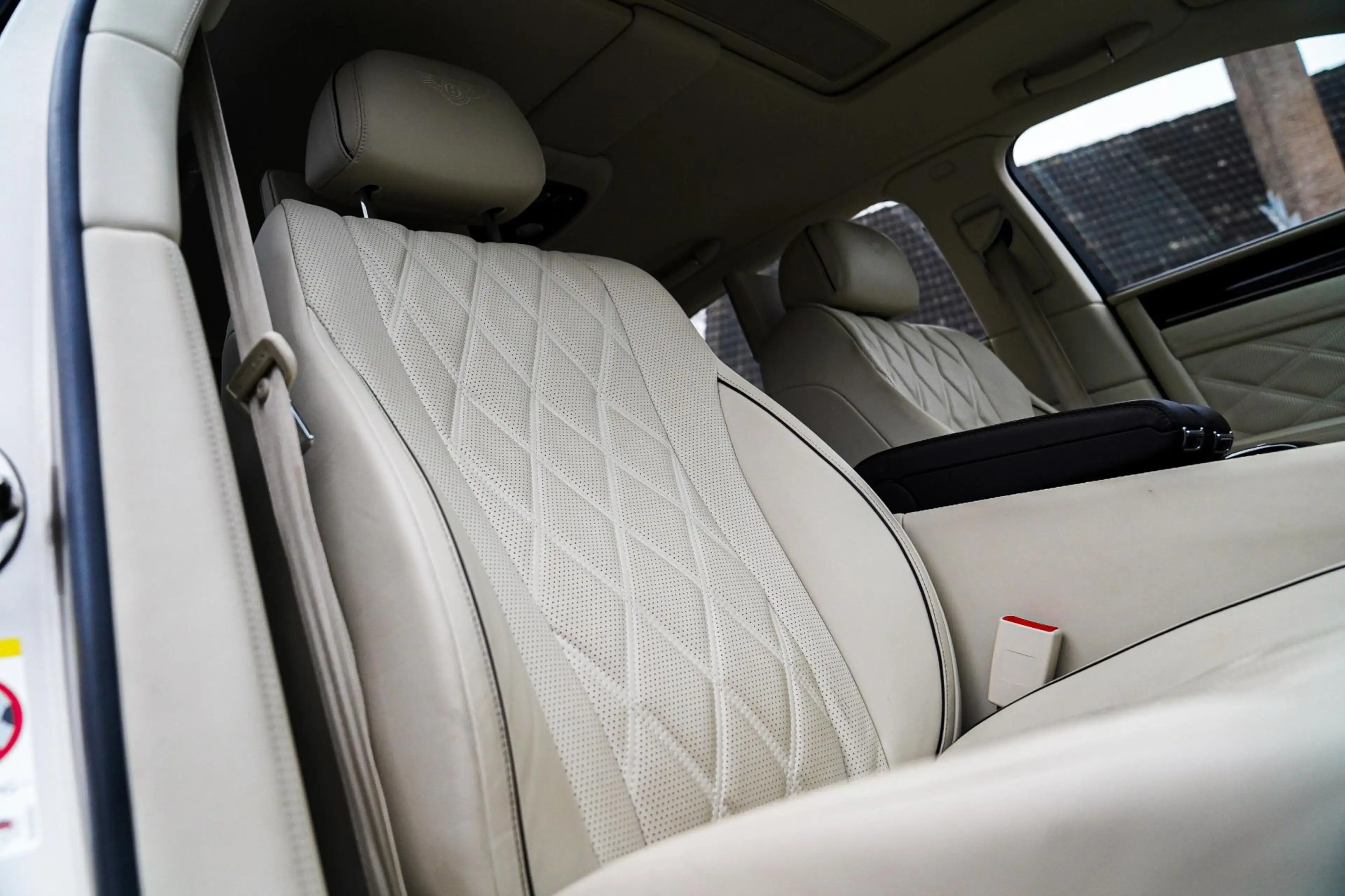 Bentley Flying Spur 6.0 W12 | Massage voor/achter | Pano | Stoelverkoe — photo 43