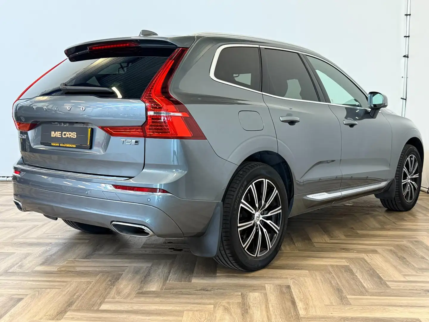 Volvo XC60 2.0 T5 AWD Inscription | 1e EIGENAAR | NAP | INRUI Grijs - 2